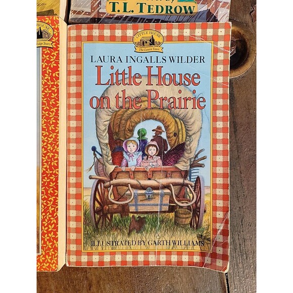Lot The Days of Laura Ingalls Wilder 1-3 & 6 TL Tedrow Missouri Homestead & more - Picture 9 of 14
